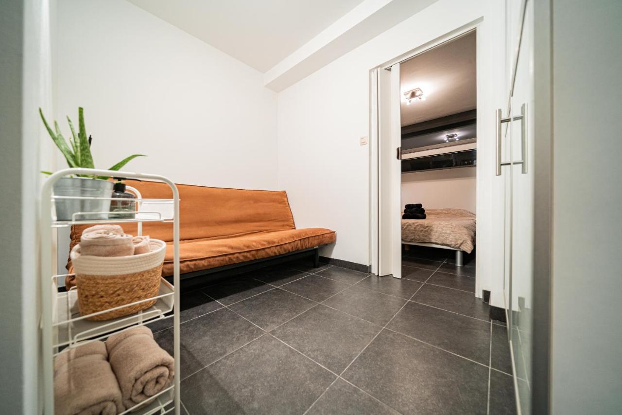 Appartement Miete - Dichtbij Strand En Winkels ブレーデネ エクステリア 写真